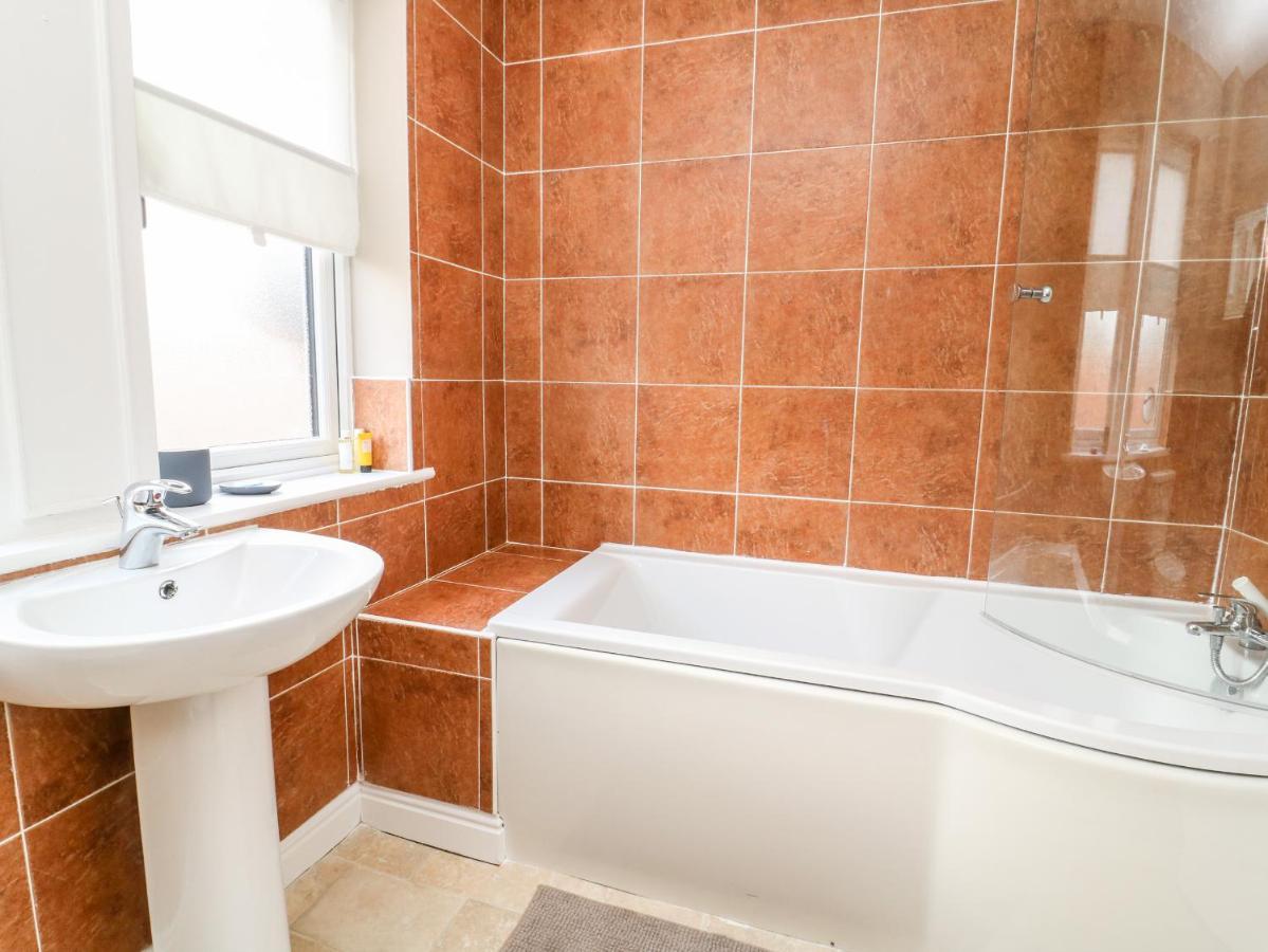 Villa 8 Williamson Drive Ripon Esterno foto