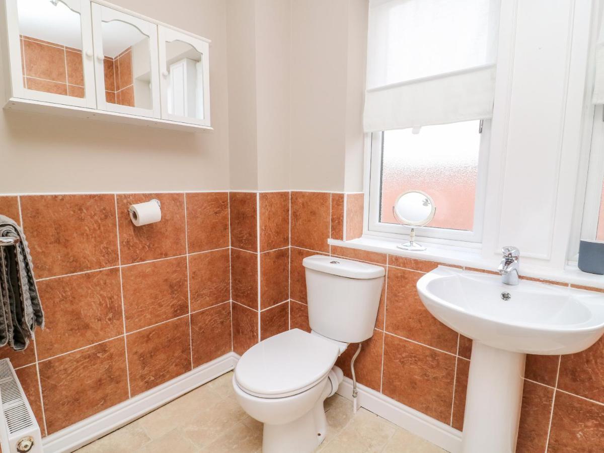 Villa 8 Williamson Drive Ripon Esterno foto